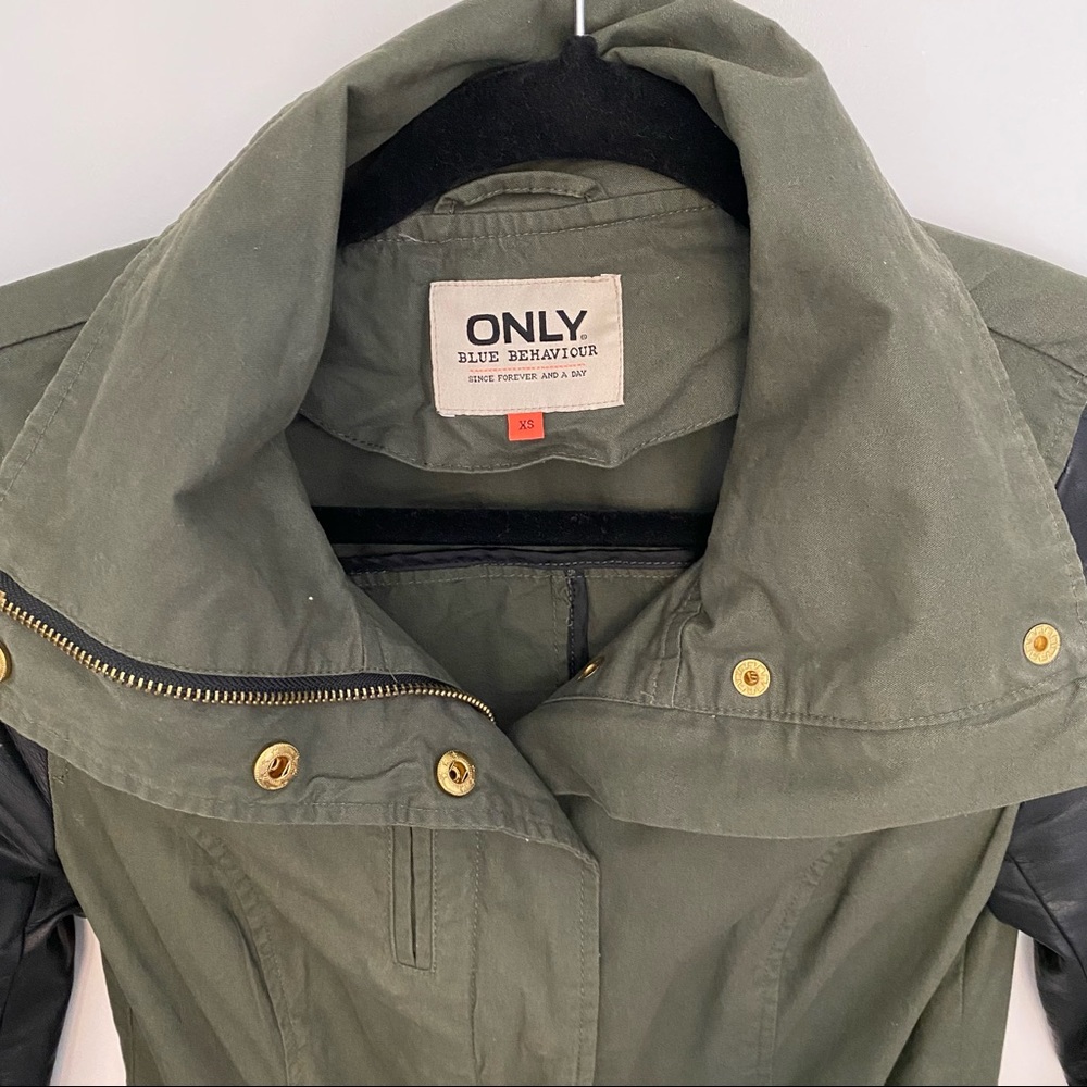 ONLY Spring Jacket (XS) - Picture 2 of 4